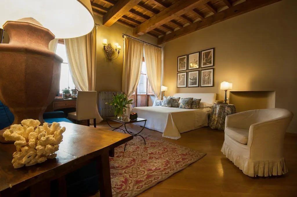 Capri Moon Guest House Florence