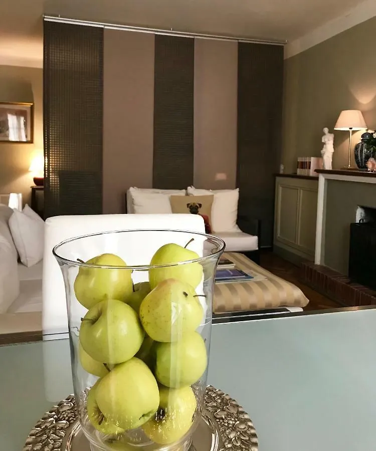 Capri Moon Guest House Florence